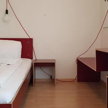 Easy-Living Budget Rooms Lindenstrasse 48-2